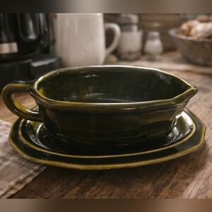 Vintage Pfaltzgraff Heritage Green Stoneware Gravy Boat Cottagecore / Farmhouse